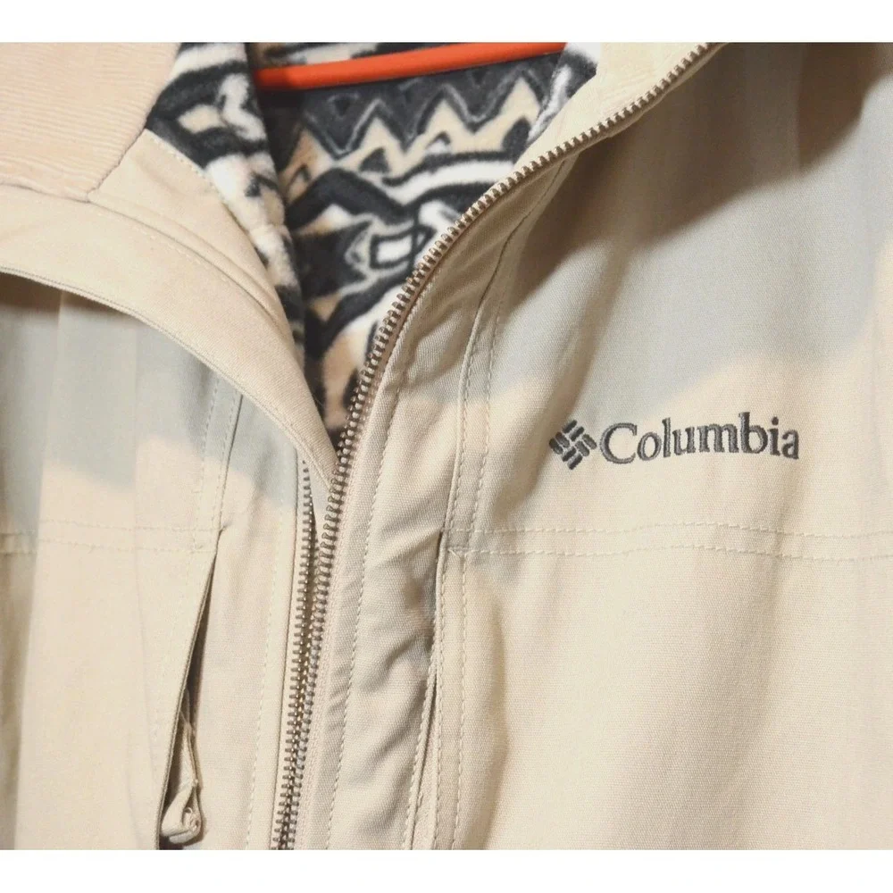Columbia Men's Size L Khaki Jacket Aztec-Inspired Lining Corduroy Collar, Zip
